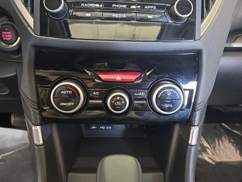 Used 2023 Subaru Forester Premium image 25