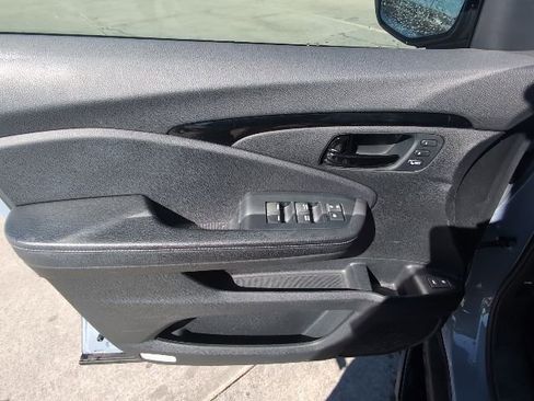 Used 2023 Honda Passport Elite image 9