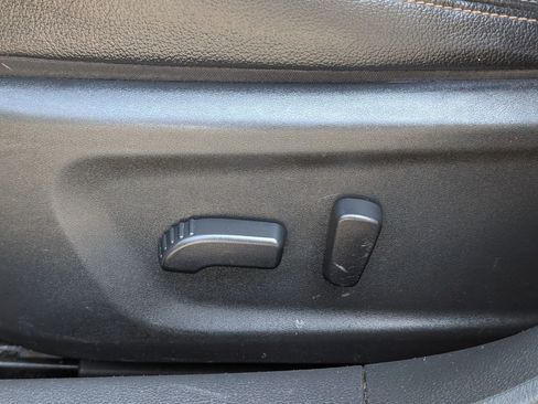 Used 2019 Nissan Altima 2.5 SR FWD image 18