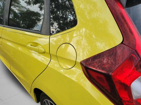 Used 2016 Honda Fit EX image 25