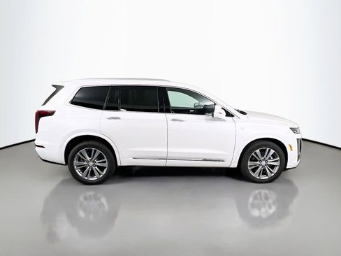 Used 2024 Cadillac XT6 Premium Luxury w/ Technology Package image 4