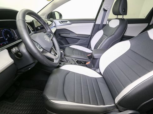 Used 2025 Volkswagen Taos SEL image 42