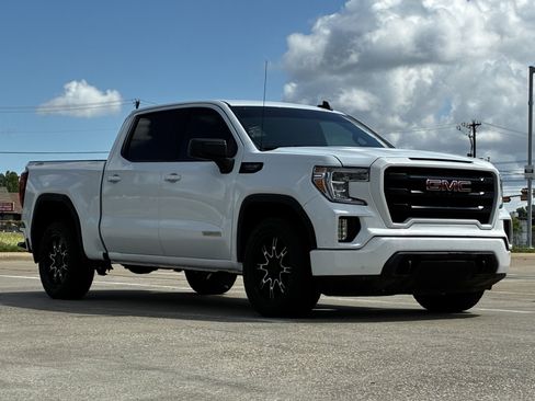 Used 2020 GMC Sierra 1500 Elevation w/ Elevation Value Package AWD/4WD image 6
