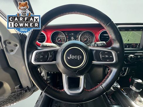 Used 2022 Jeep Wrangler Unlimited Rubicon AWD/4WD image 37