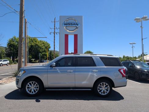 Used 2021 Ford Expedition XLT AWD/4WD image 1