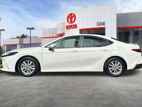 Certified 2025 Toyota Camry LE image 9