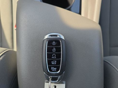 Certified 2023 Hyundai Elantra SEL w/ Convenience Package FWD image 12