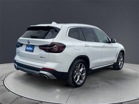 Used 2022 BMW X3 xDrive30i w/ Convenience Package image 5