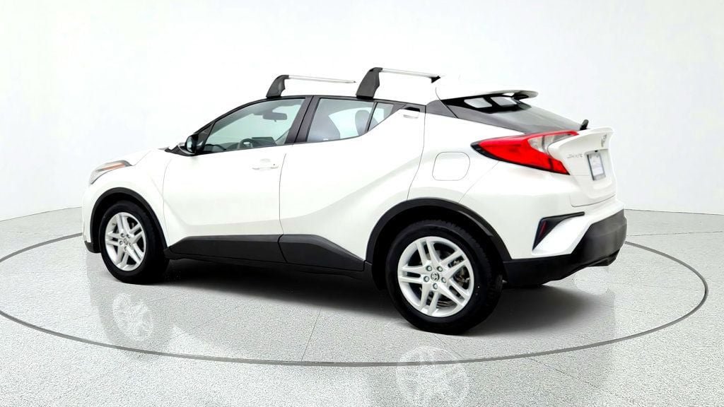 Used 2020 Toyota C-HR LE FWD image 7