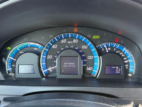 Used 2012 Toyota Camry XLE image 19