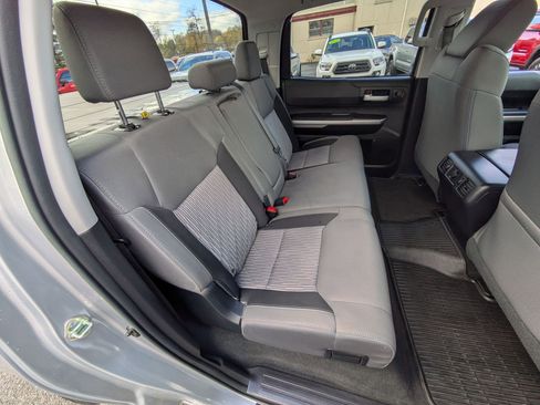 Used 2017 Toyota Tundra SR5 image 19