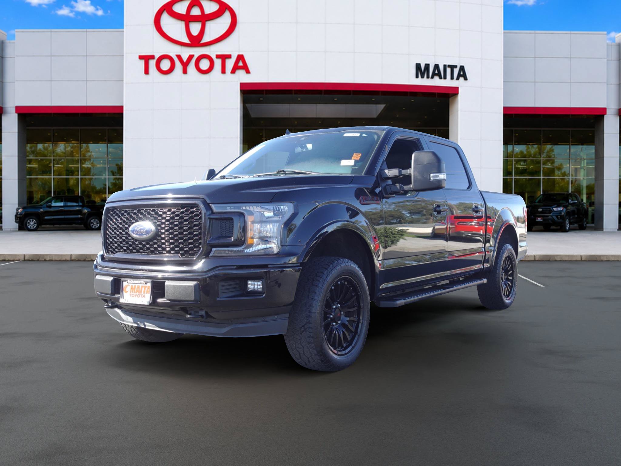 Used 2019 Ford F150 XLT w/ Equipment Group 302A Luxury AWD/4WD image 7