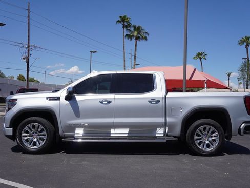 Certified 2022 GMC Sierra 1500 Denali AWD/4WD image 2