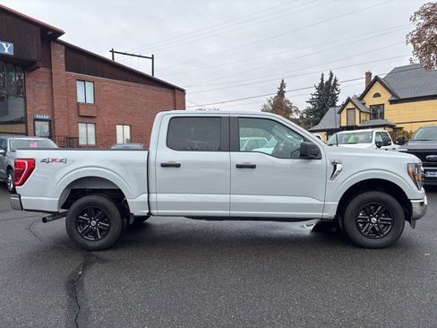 Used 2023 Ford F150 XLT image 2