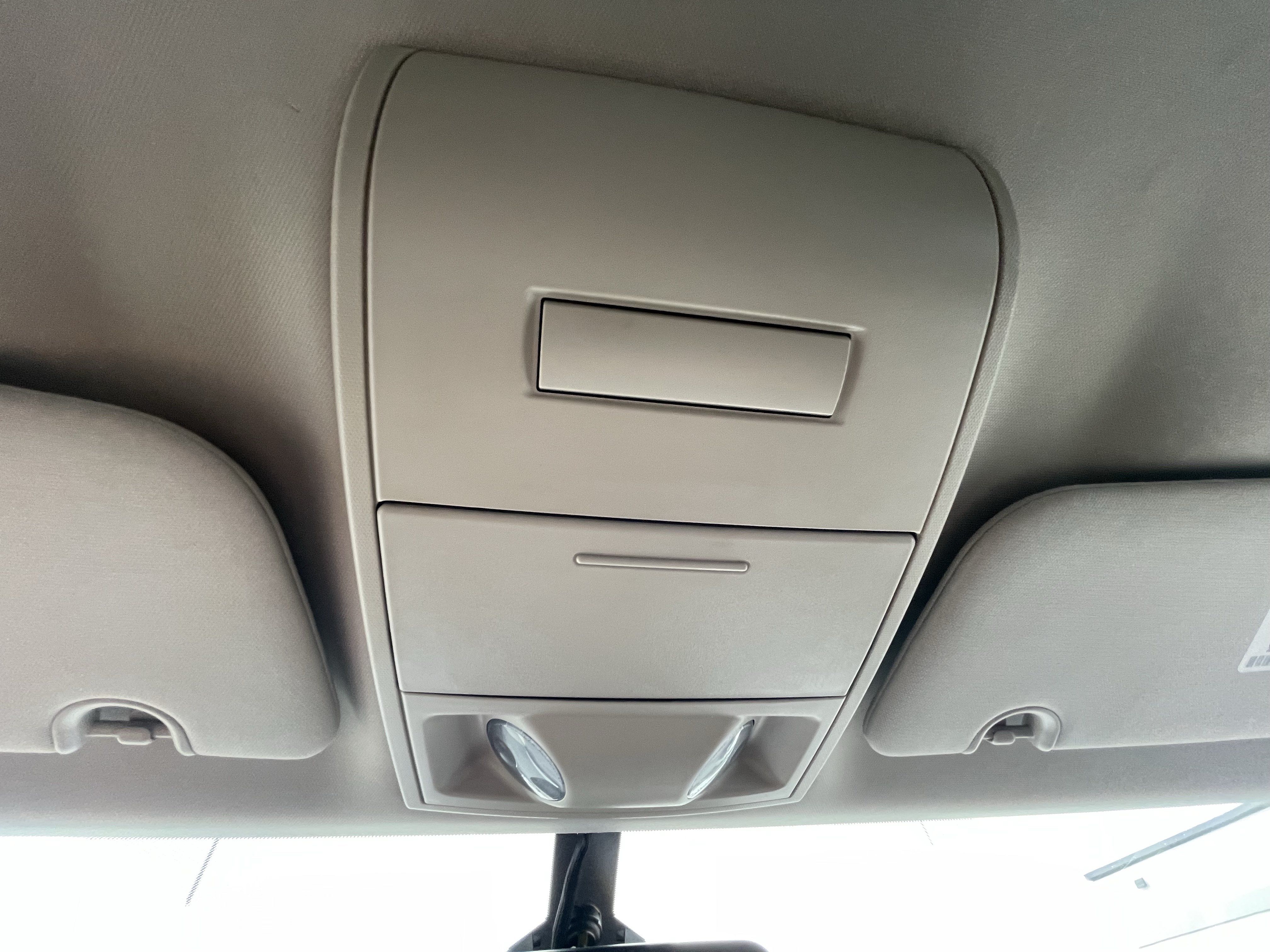 Used 2019 Dodge Grand Caravan SE FWD image 22