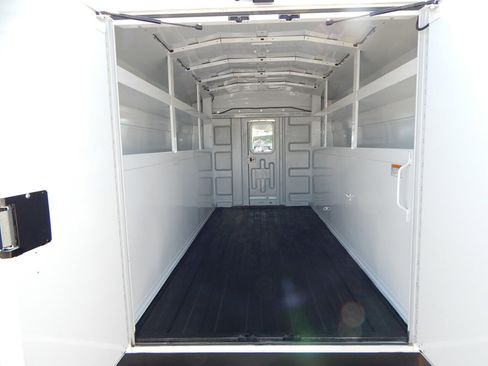 Used 2022 Ford Transit 350 w/ Interior Upgrade Package RWD image 4