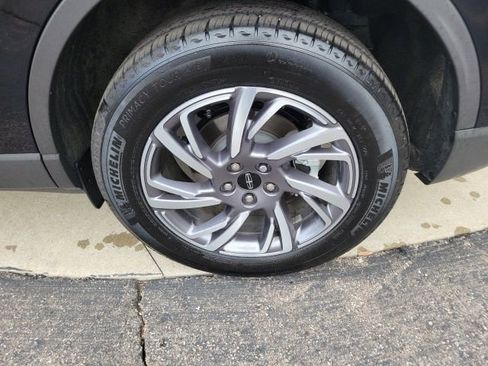 Certified 2024 Lincoln Corsair AWD w/ Equipment Group 101A image 17