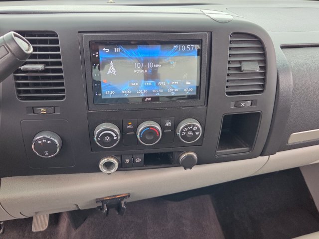 Used 2011 Chevrolet Silverado 2500 LT AWD/4WD image 19