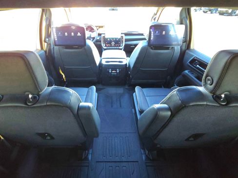 New 2026 GMC Yukon XL Elevation w/ Elevation Premium Package image 15