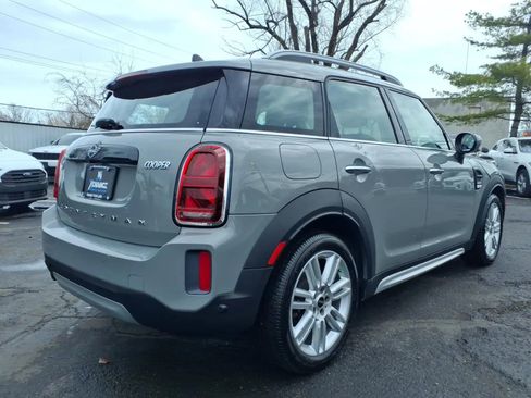 Used 2022 MINI Cooper Countryman Cooper Hatchback 4D image 3