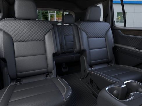 New 2026 GMC Acadia Denali w/ Super Cruise Package image 17