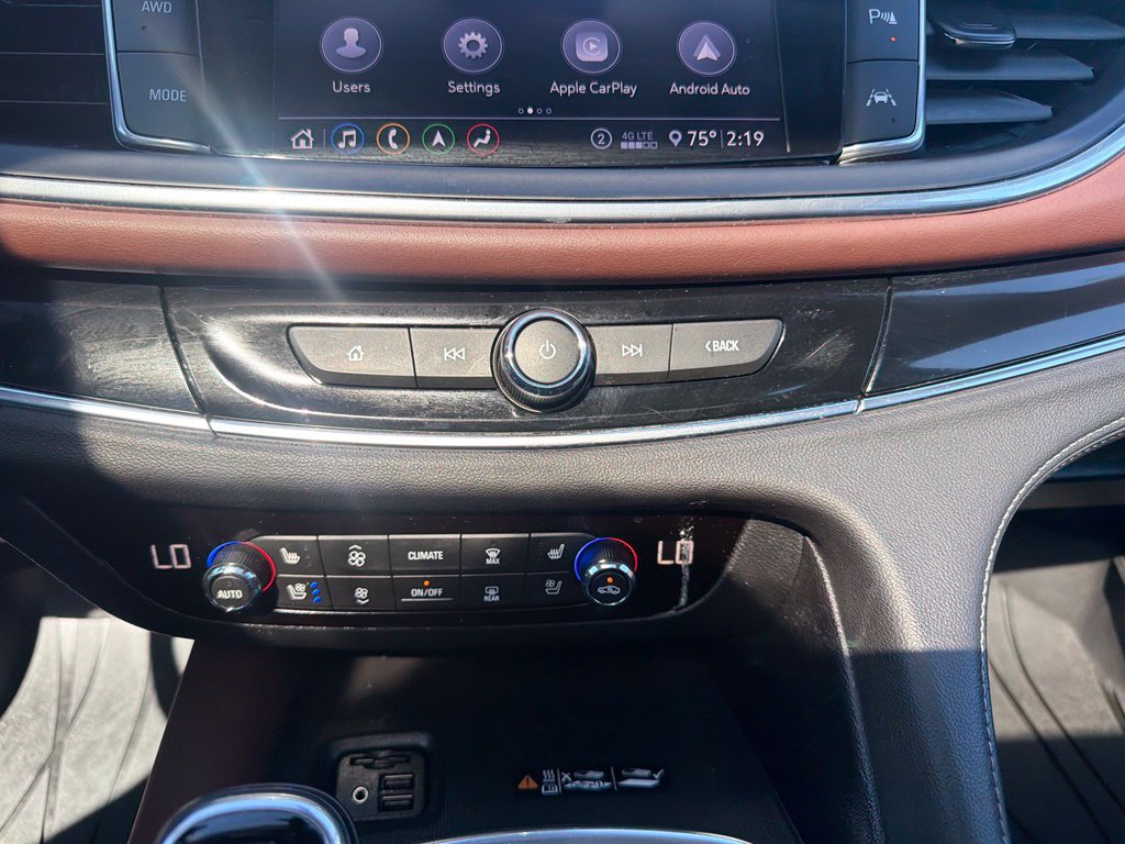 Used 2020 Buick Enclave Avenir w/ Avenir Technology Package AWD/4WD image 37