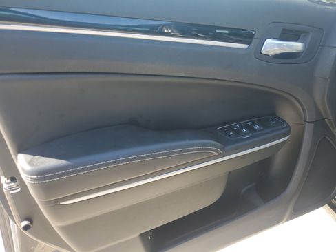 Used 2023 Chrysler 300 S image 22