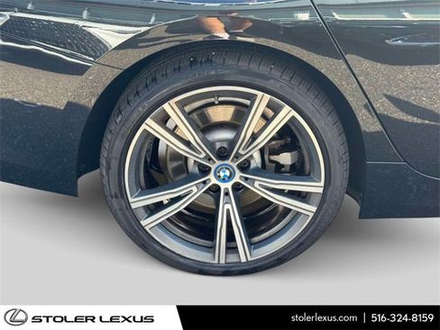 Used 2023 BMW 330e xDrive w/ Convenience Package image 7