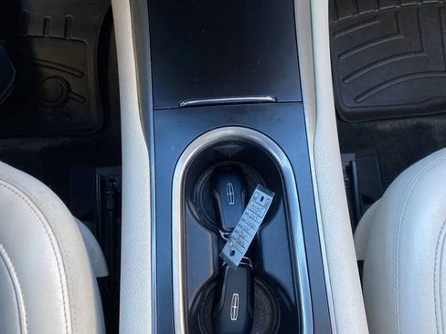 Used 2015 Lincoln MKC Sport Utility 4D w/ Equipment Group 102A Reserve image 19