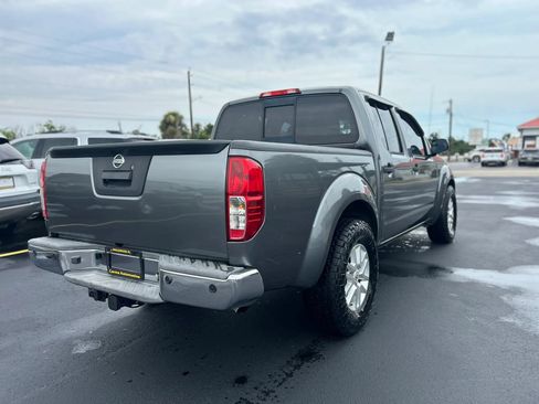 Used 2016 Nissan Frontier SV w/ SV Value Truck Package RWD image 10