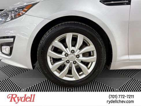 Used 2015 Kia Optima EX w/ EX Premium Package FWD image 9