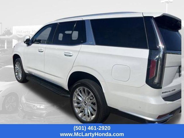 Used 2022 Cadillac Escalade Premium Luxury AWD/4WD image 4