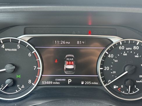 Used 2024 Nissan Rogue S FWD image 11