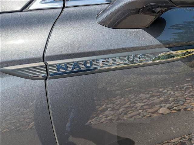 Used 2023 Lincoln Nautilus Reserve w/ Equipment Group 201A AWD/4WD image 10