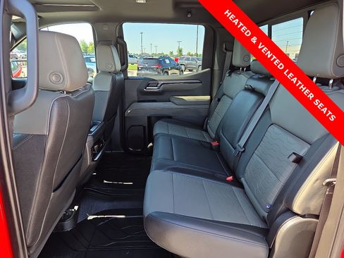 Used 2023 Chevrolet Silverado 1500 ZR2 w/ Technology Package AWD/4WD image 10