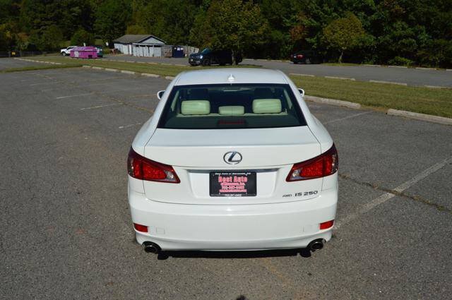 Used 2011 Lexus IS 250 AWD w/ Premium Pkg Value Edition image 9