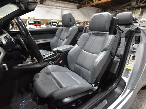 Used 2009 BMW M3 Convertible RWD image 43