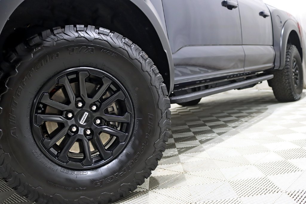 Used 2025 Ford F150 Raptor AWD/4WD image 4
