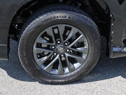 Used 2021 Lexus GX 460 Premium w/ Premium Plus Package AWD/4WD image 14