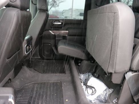 Used 2022 Chevrolet Silverado 3500 LTZ w/ LTZ Convenience Package image 15