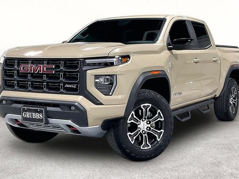 Used 2024 GMC Canyon AT4 w/ AT4 Premium Package AWD/4WD image 14