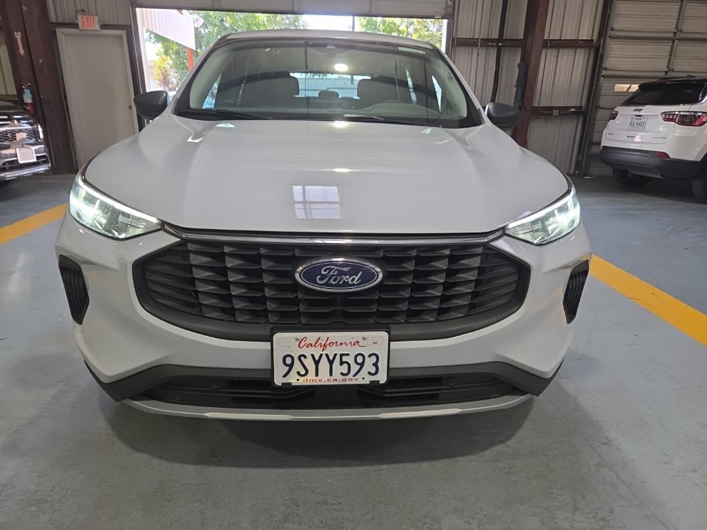 Used 2025 Ford Escape Active AWD/4WD image 7