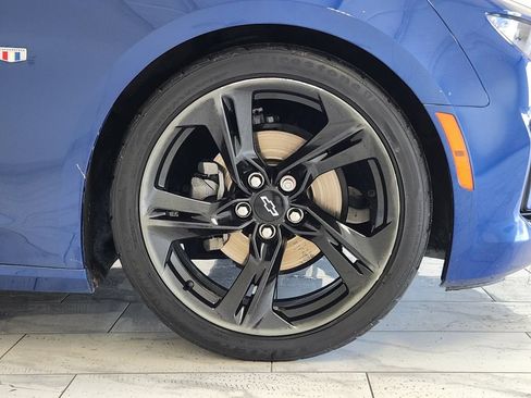 Used 2020 Chevrolet Camaro LT w/ RS Package RWD image 10