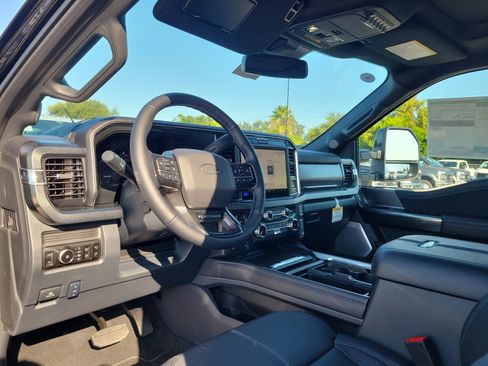 New 2026 Ford F450 Platinum w/ FX4 Off-Road Package image 19