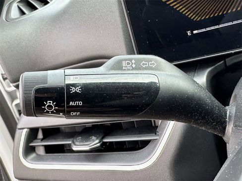 Used 2025 Kia K4 LXS image 31