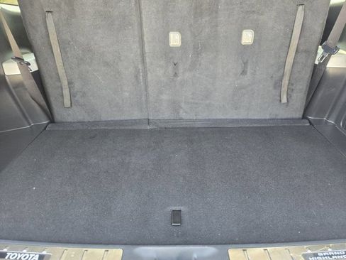 Used 2024 Toyota Grand Highlander AWD image 32