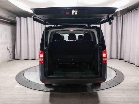 Used 2023 Mercedes-Benz Metris Passenger image 28