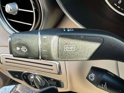Certified 2019 Mercedes-Benz C 300 4MATIC Sedan image 21