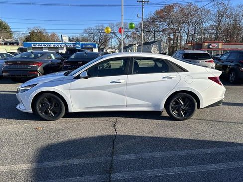 Certified 2023 Hyundai Elantra SEL image 6