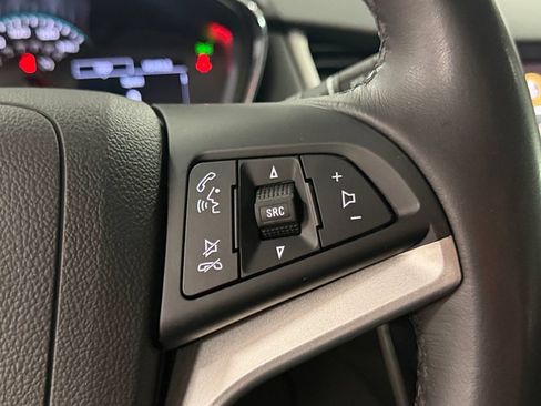 Used 2019 Chevrolet Trax LT w/ Driver Confidence Package FWD image 30